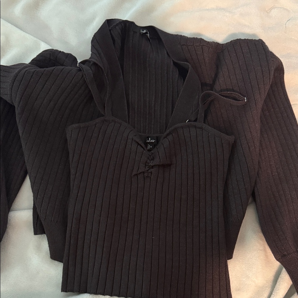 Lulu's Ribbed Knit Top